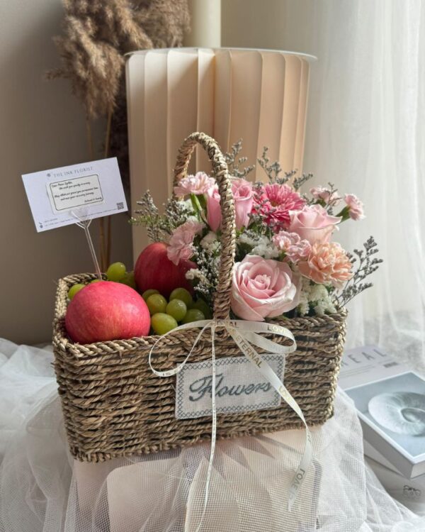 Juicy Bloom Basket M RM149 Juicy Bloom Basket